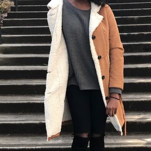 Oversized brown coat